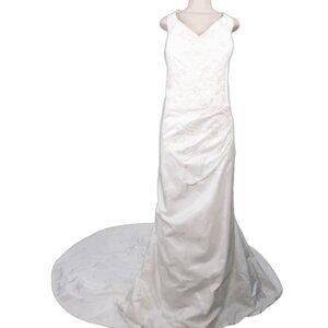 VII Collection Bridal Gown New